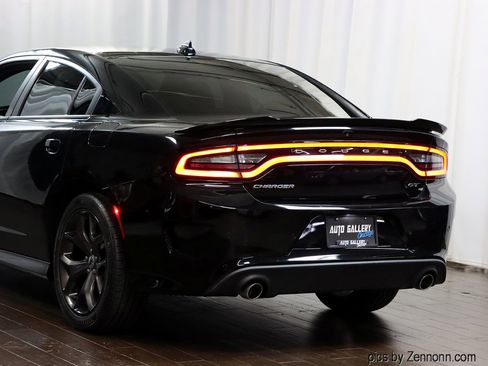 Used 2019 Dodge Charger GT image 8