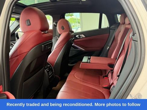 Used 2022 BMW X6 xDrive40i w/ M Sport Package AWD/4WD image 7