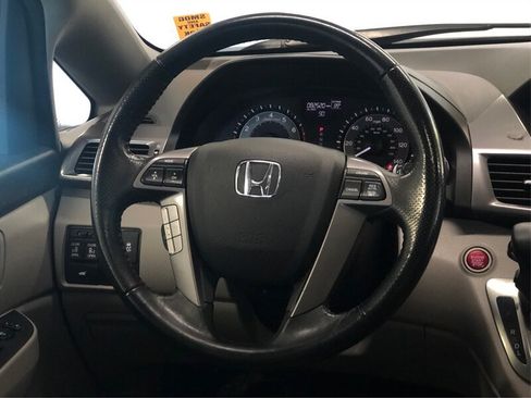 Used 2014 Honda Odyssey EX-L image 16