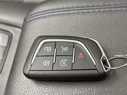 Used 2024 Cadillac XT4 Sport image 46