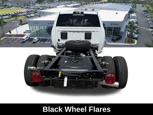 New 2025 RAM 3500 Tradesman image 32