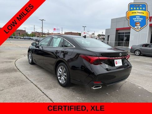 Certified 2022 Toyota Avalon XLE w/ Moonroof Package FWD image 7