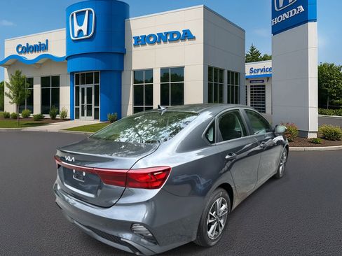 Used 2024 Kia Forte LXS image 6