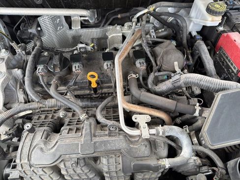 Certified 2021 Nissan Rogue SV image 14