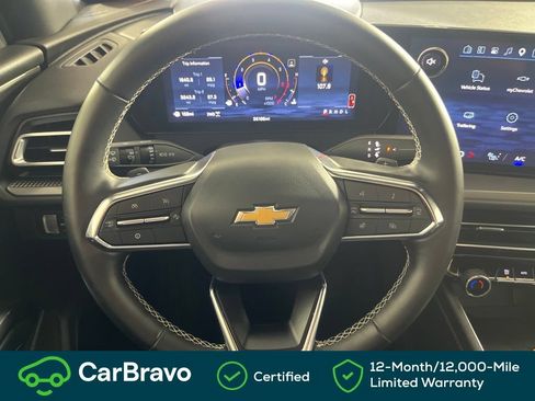 Used 2026 Chevrolet Traverse LT AWD/4WD image 24