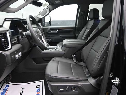 New 2026 GMC Sierra 2500 Denali w/ Denali Reserve Package image 11