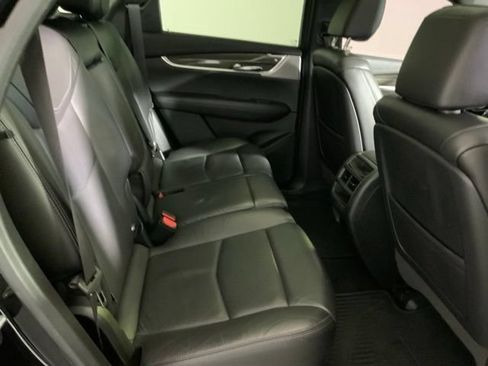Used 2020 Cadillac XT5 Sportv AWD/4WD image 35