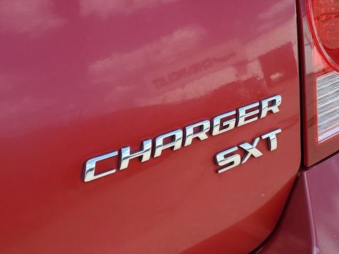 Used 2009 Dodge Charger SXT RWD image 27