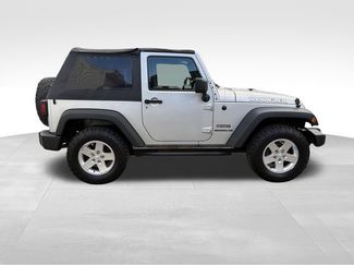 Used 2011 Jeep Wrangler Sport AWD/4WD video 2
