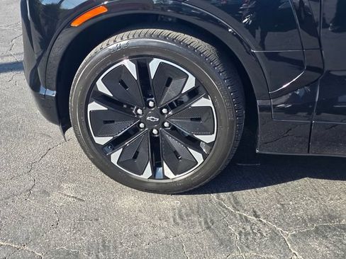 Certified 2024 Chevrolet Blazer EV RS AWD/4WD image 5