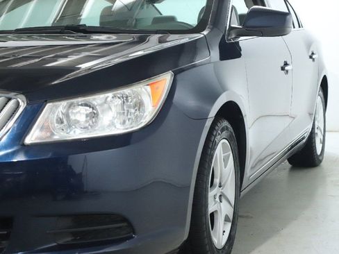 Used 2011 Buick LaCrosse CX image 4