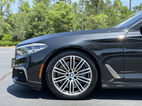 Used 2020 BMW M550i xDrive w/ Executive Package AWD/4WD image 11