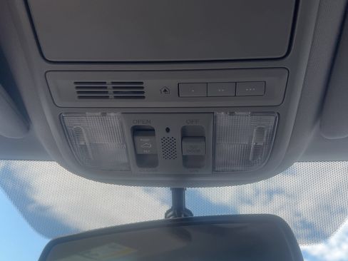 Used 2017 Honda Pilot EX-L image 18