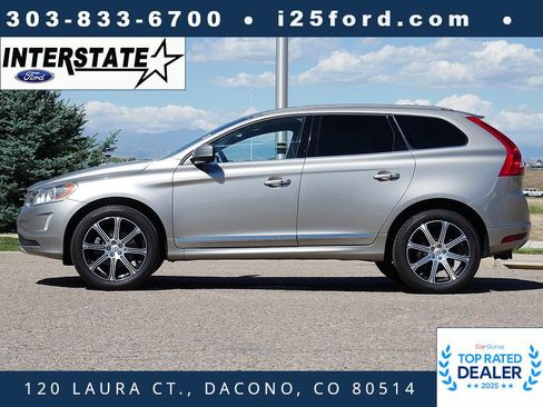 Used 2015 Volvo XC60 T5 w/ Climate Package AWD/4WD image 2