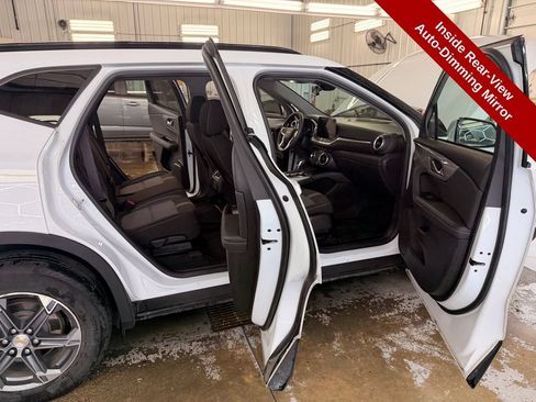 Used 2024 Chevrolet Blazer LT w/ Convenience Package AWD/4WD image 34