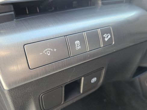 Used 2025 Hyundai Kona SEL FWD image 20