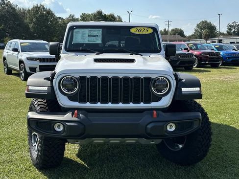 New 2025 Jeep Gladiator Mojave w/ Convenience Group image 2