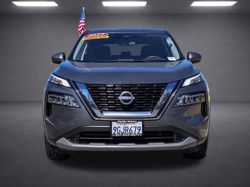 Used 2023 Nissan Rogue SV image 9