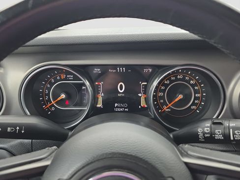 Used 2018 Jeep Wrangler Unlimited Sport S AWD/4WD image 10