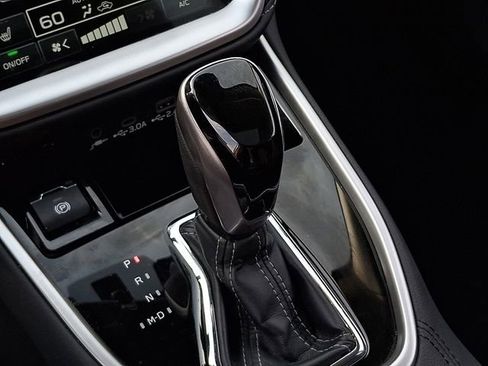 Certified 2025 Subaru Outback Premium image 15