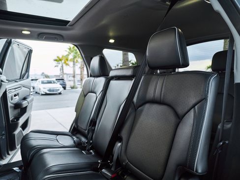 Used 2023 Honda Pilot Elite image 29