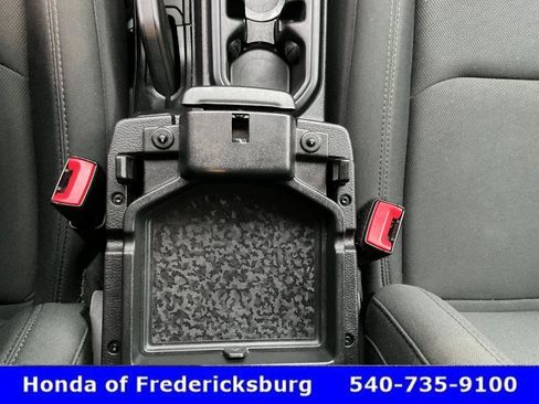 Used 2021 Jeep Wrangler Unlimited Sport AWD/4WD image 40