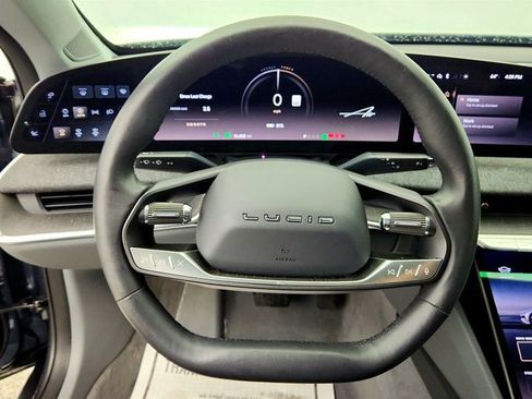 Used 2025 Lucid Air Touring AWD/4WD image 13