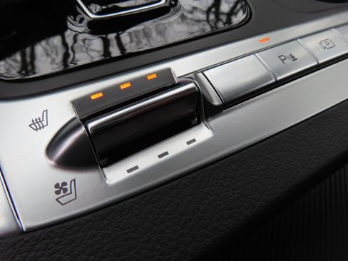 New 2026 Kia Carnival SX FWD image 11
