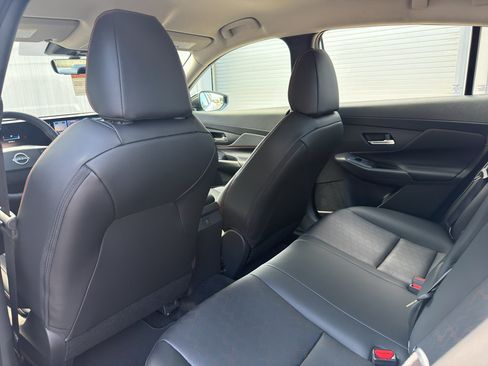 New 2026 Nissan Sentra SR FWD image 14
