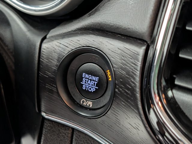 Used 2021 Jeep Grand Cherokee Summit AWD/4WD image 24