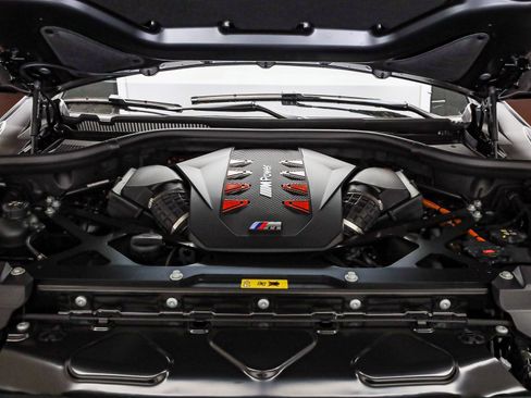 New 2026 BMW XM Label Red image 28