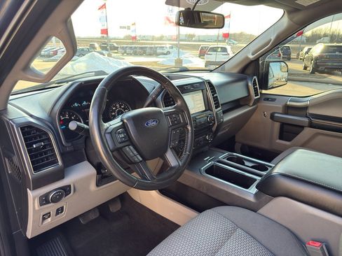 Used 2018 Ford F150 XLT w/ Equipment Group 302A Luxury image 9