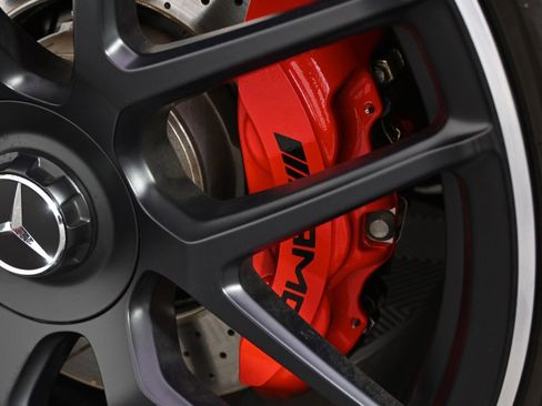 Used 2024 Mercedes-Benz AMG GT 63 image 19