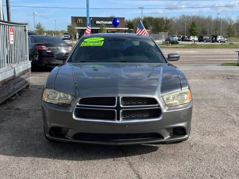 Used 2012 Dodge Charger SE image 3