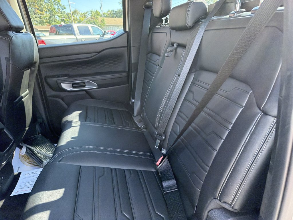 Used 2026 Ford Ranger Lariat w/ FX4 Off-Road Package AWD/4WD image 11