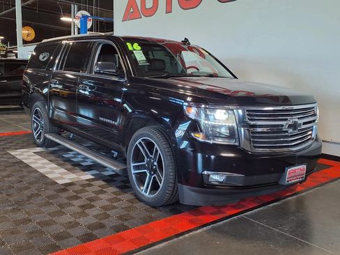 Used 2016 Chevrolet Suburban LTZ AWD/4WD image 2