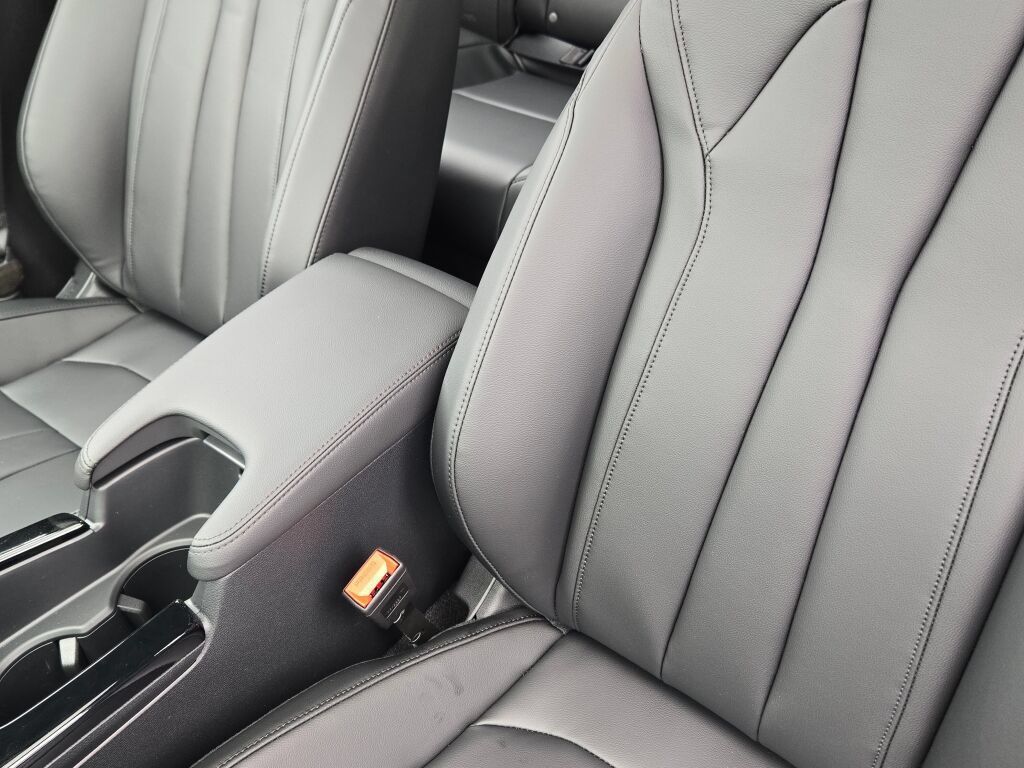 Used 2026 Acura Integra FWD image 23