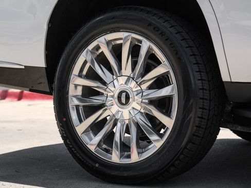 Used 2023 Cadillac Escalade Premium Luxury AWD/4WD image 65