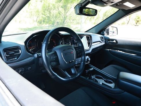 Used 2025 Dodge Durango GT RWD image 22