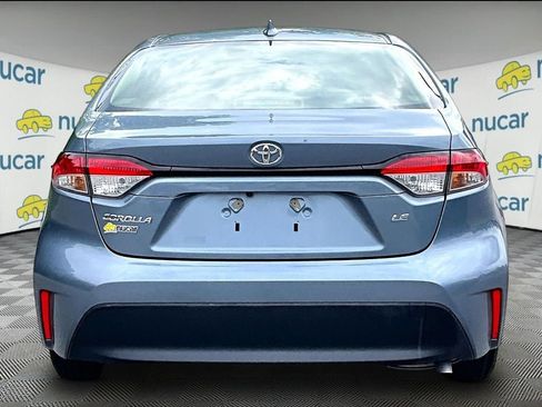 Used 2024 Toyota Corolla LE FWD image 5