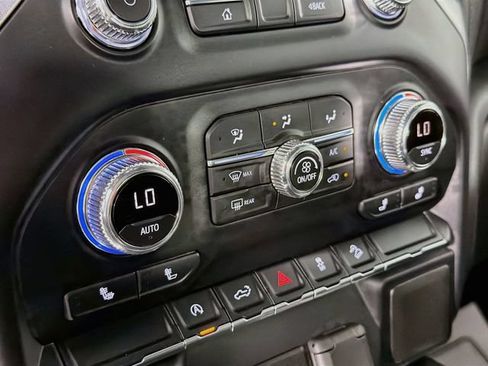Used 2020 GMC Sierra 1500 Elevation AWD/4WD image 15