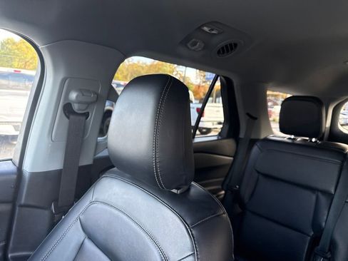 Used 2023 Ford Explorer XLT w/ Equipment Group 202A image 37