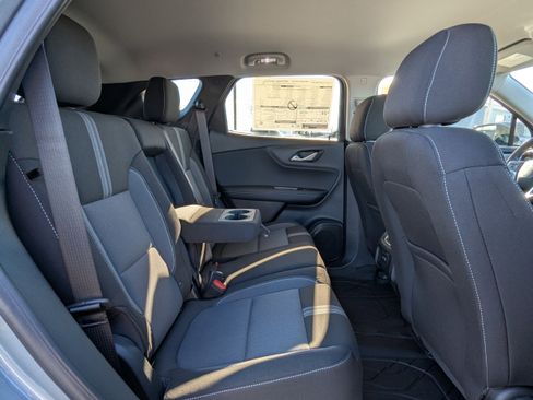 New 2025 Chevrolet Blazer LT w/ Convenience Package image 7