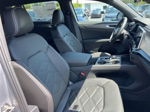 New 2026 Volkswagen Atlas Cross Sport SE FWD image 23