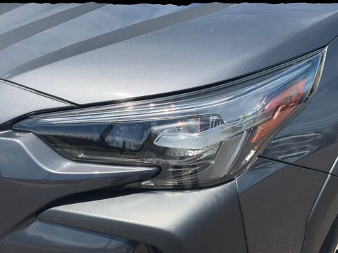 Used 2024 Subaru Outback Limited AWD/4WD image 9