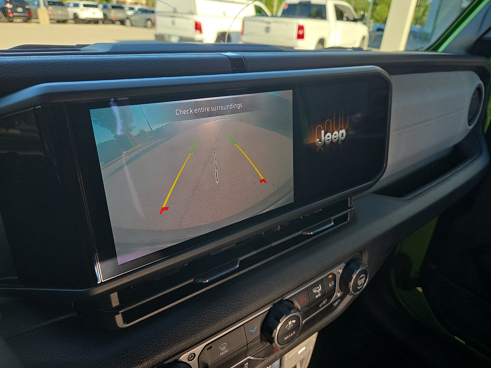 Used 2025 Jeep Wrangler Sport AWD/4WD image 16