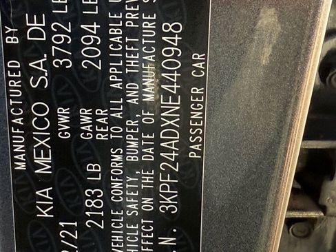 Used 2022 Kia Forte LXS image 31