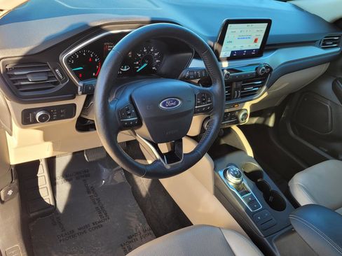 Used 2020 Ford Escape SEL image 27