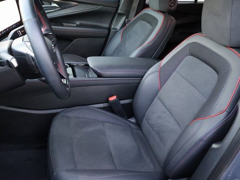 Used 2024 Chevrolet Blazer EV RS image 39