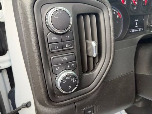 Used 2023 GMC Sierra 1500 Pro w/ Graphite Edition AWD/4WD image 7